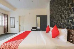OYO 41740 Karnawat Guest House in Indore