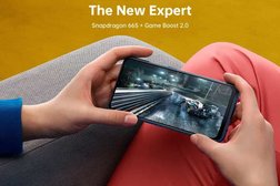 [OPPO Exclusive Showroom] Mobile First Photo